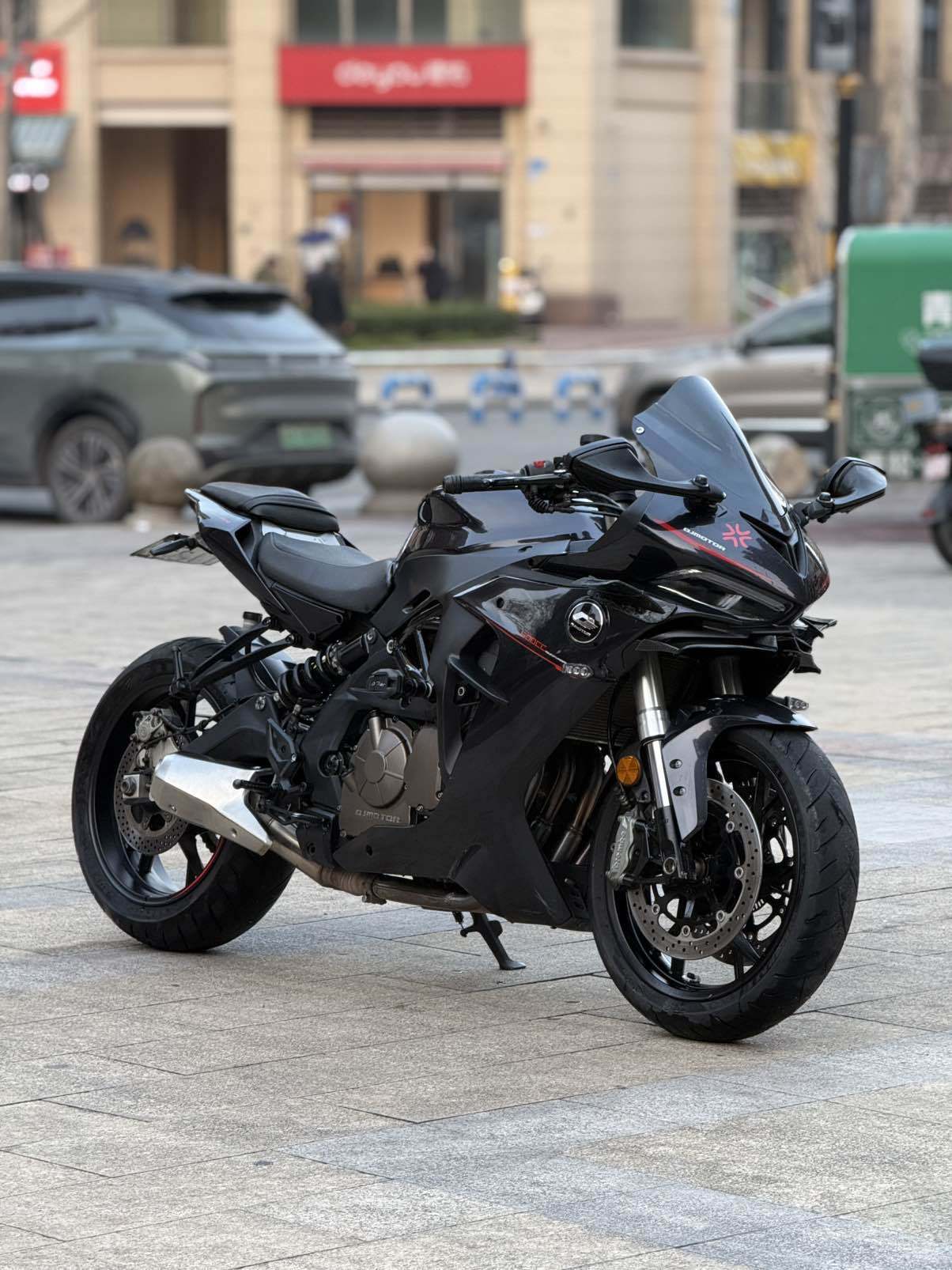 QJMOTOR 赛600