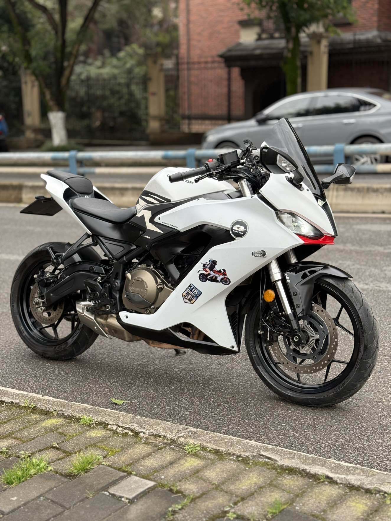 QJMOTOR 赛250