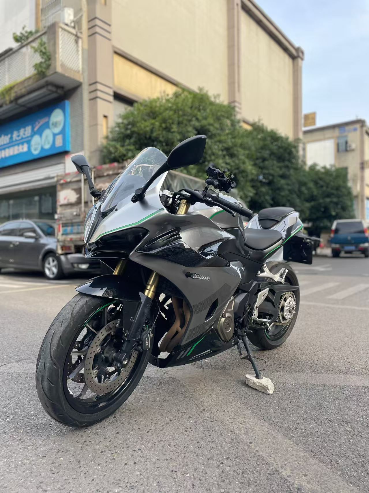 QJMOTOR 赛450
