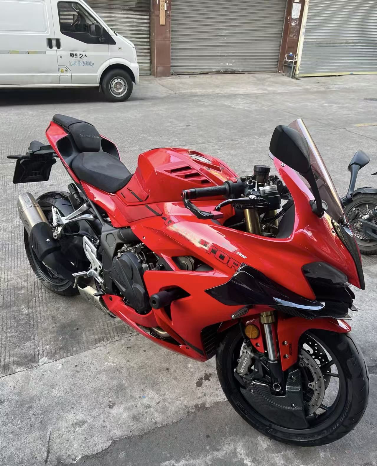 QJMOTOR 赛600