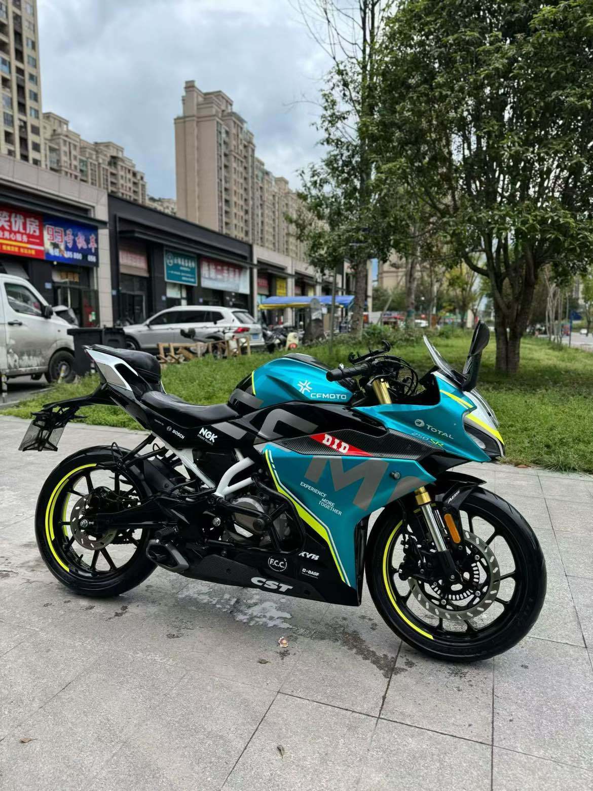 春风 250SR