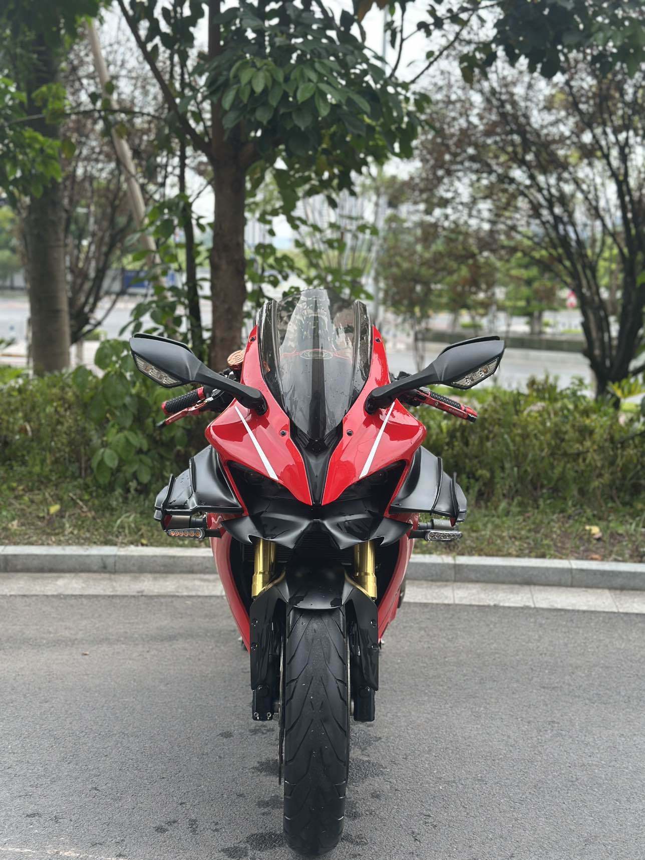 QJMOTOR 赛600
