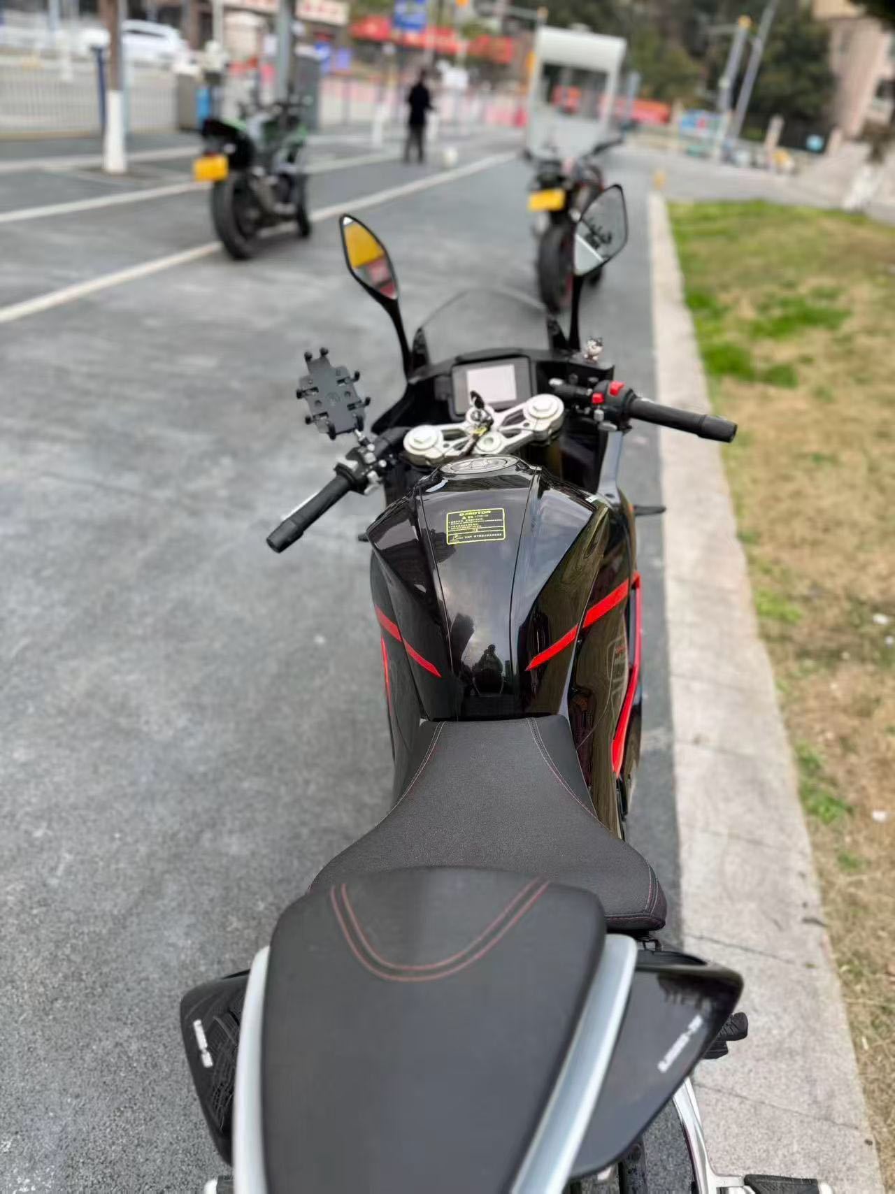 QJMOTOR 赛150