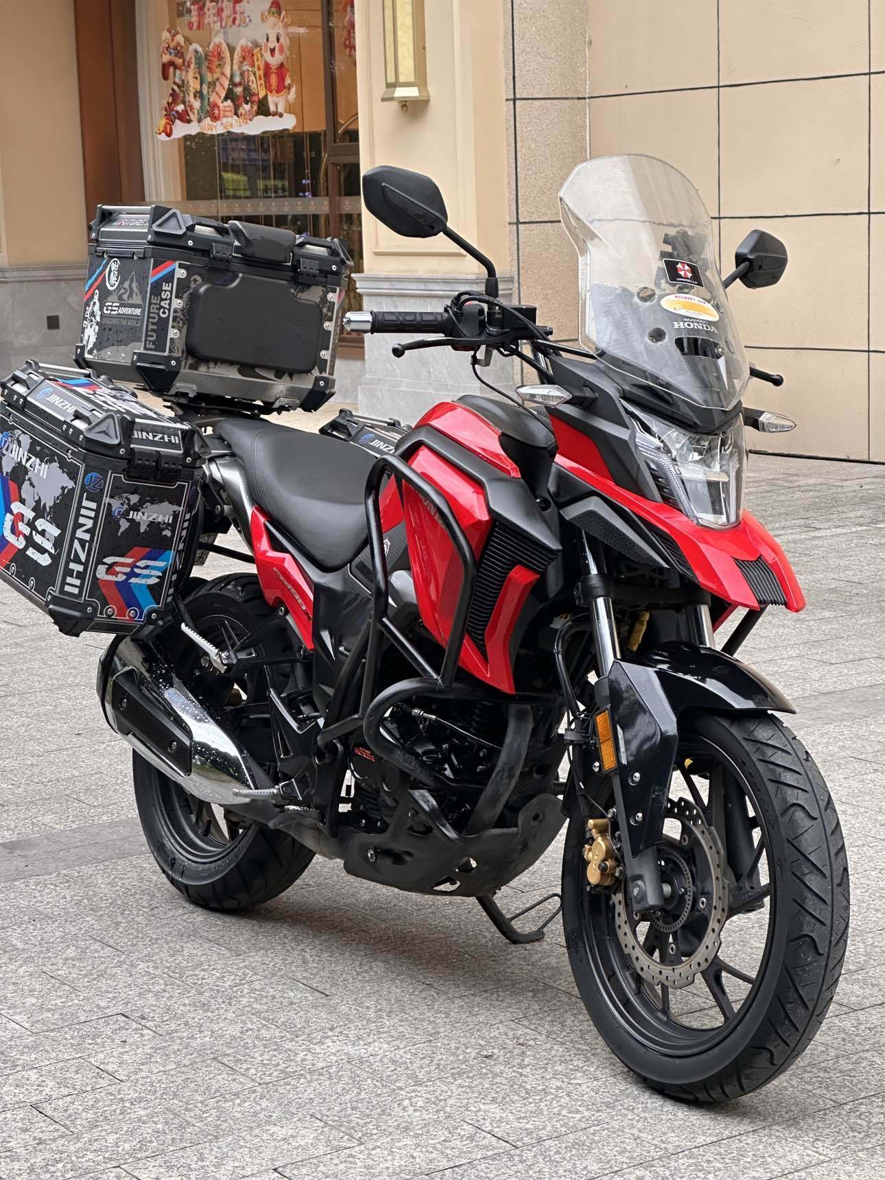 五羊本田 猛鸷 CB190X
