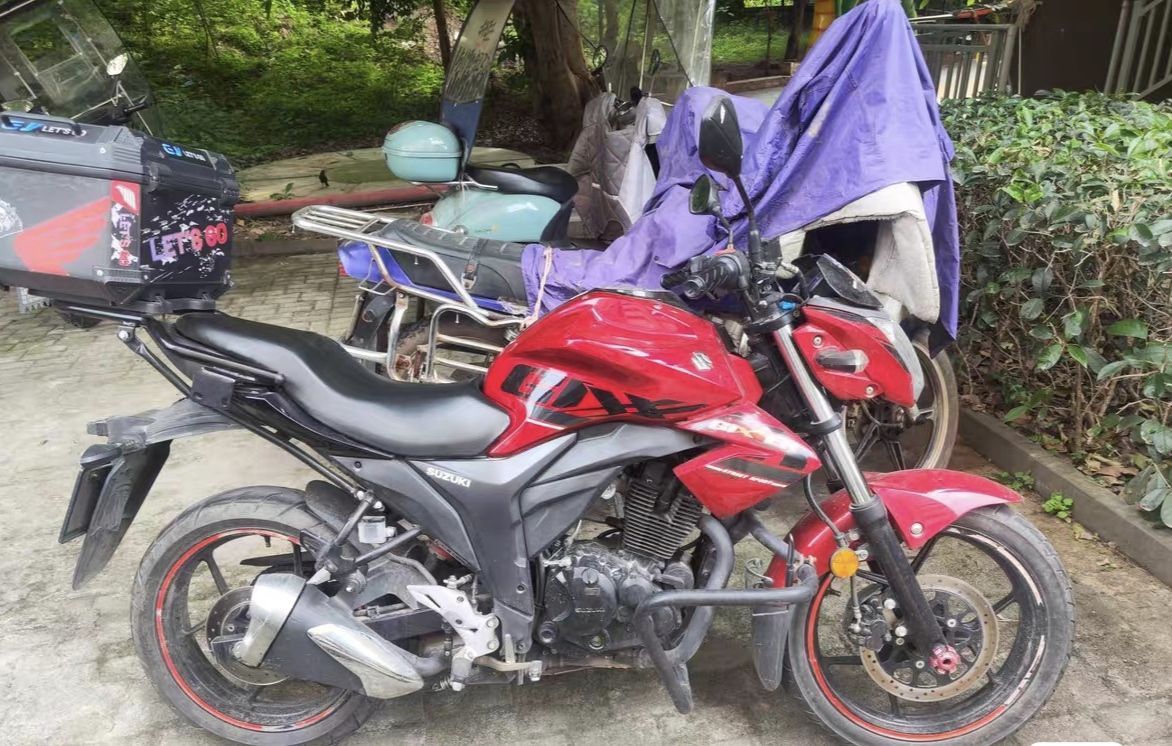 济南铃木 极客飒 Gixxer 155 NK