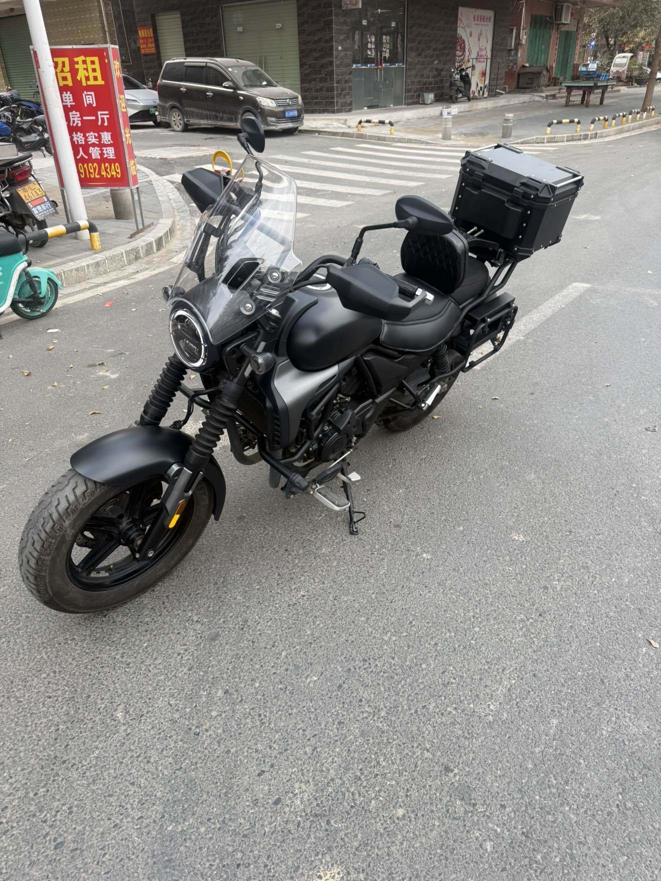 豪爵 TR300