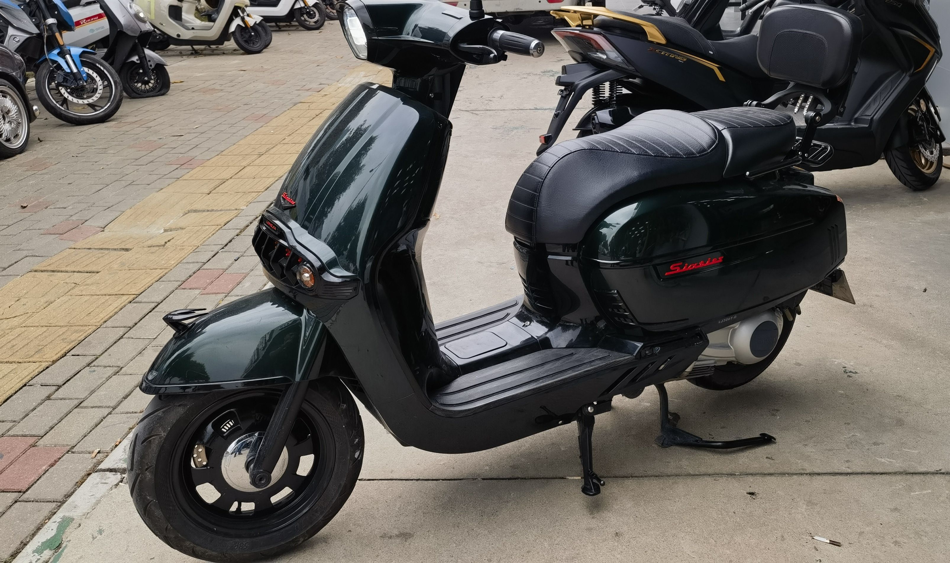 维多利亚 Sixties 300i