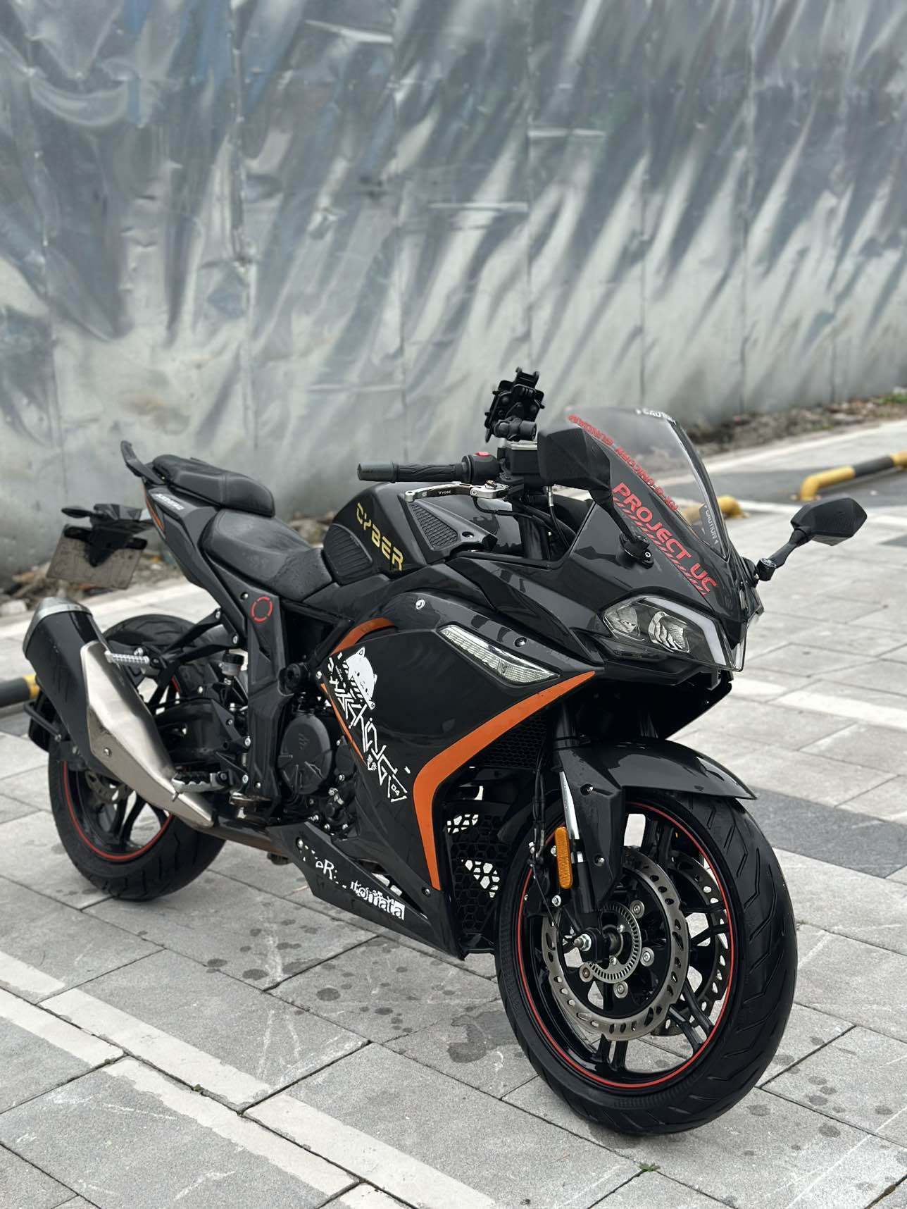 无极 300RR