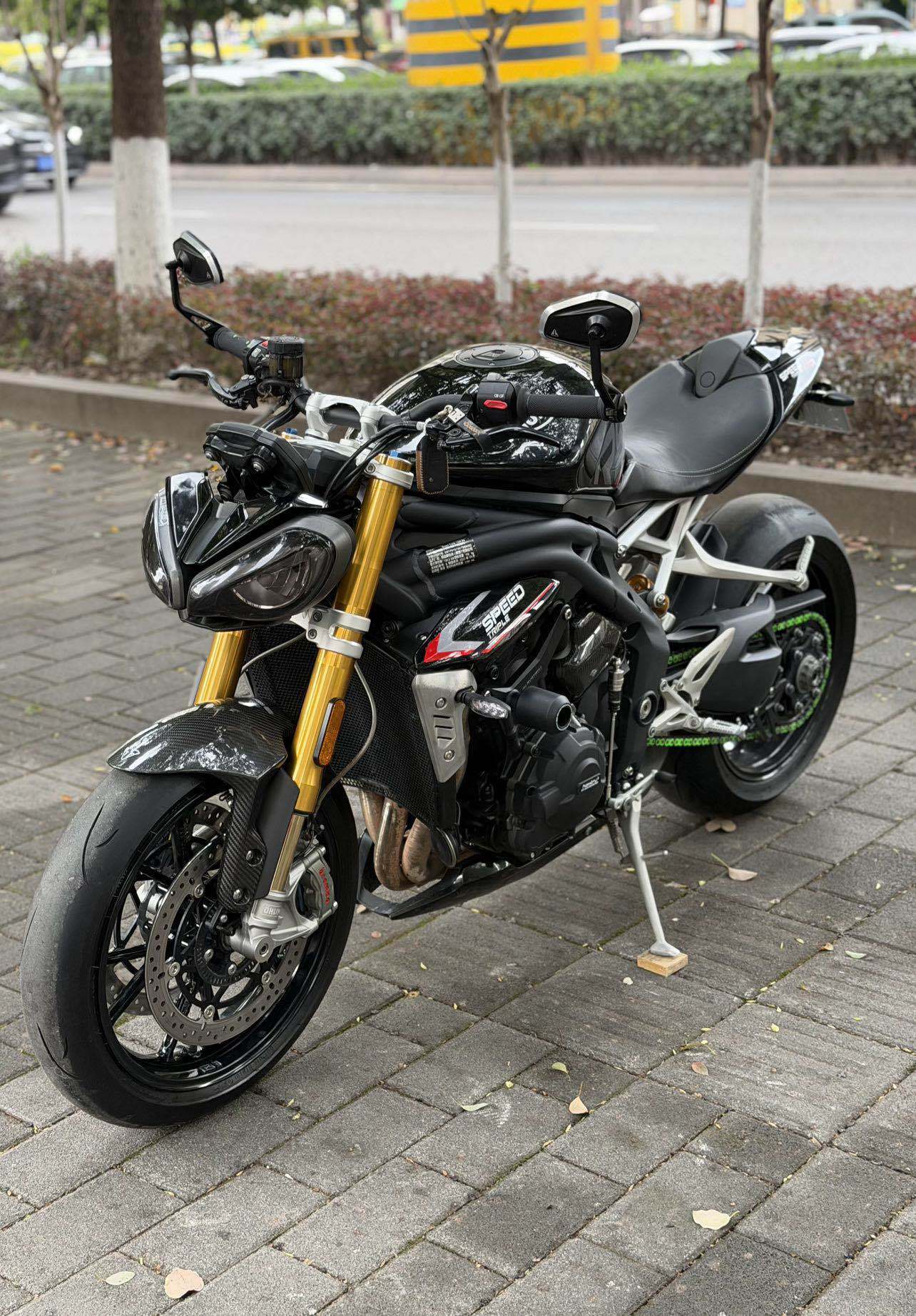 凯旋 Speed Triple 1200 RS
