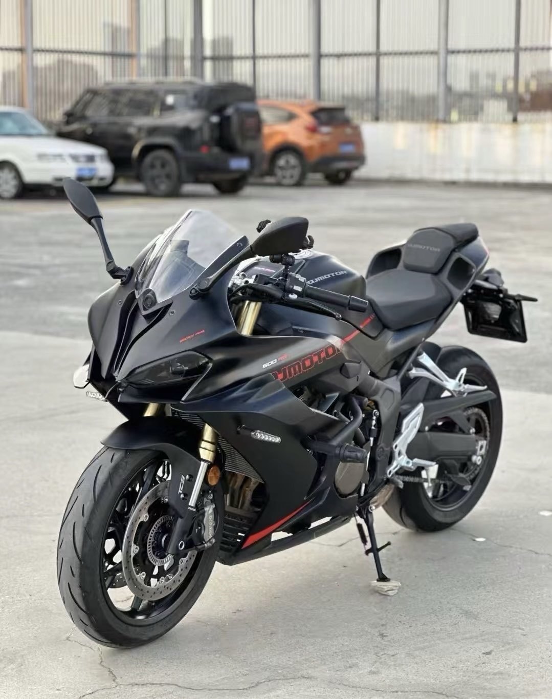 QJMOTOR 赛600