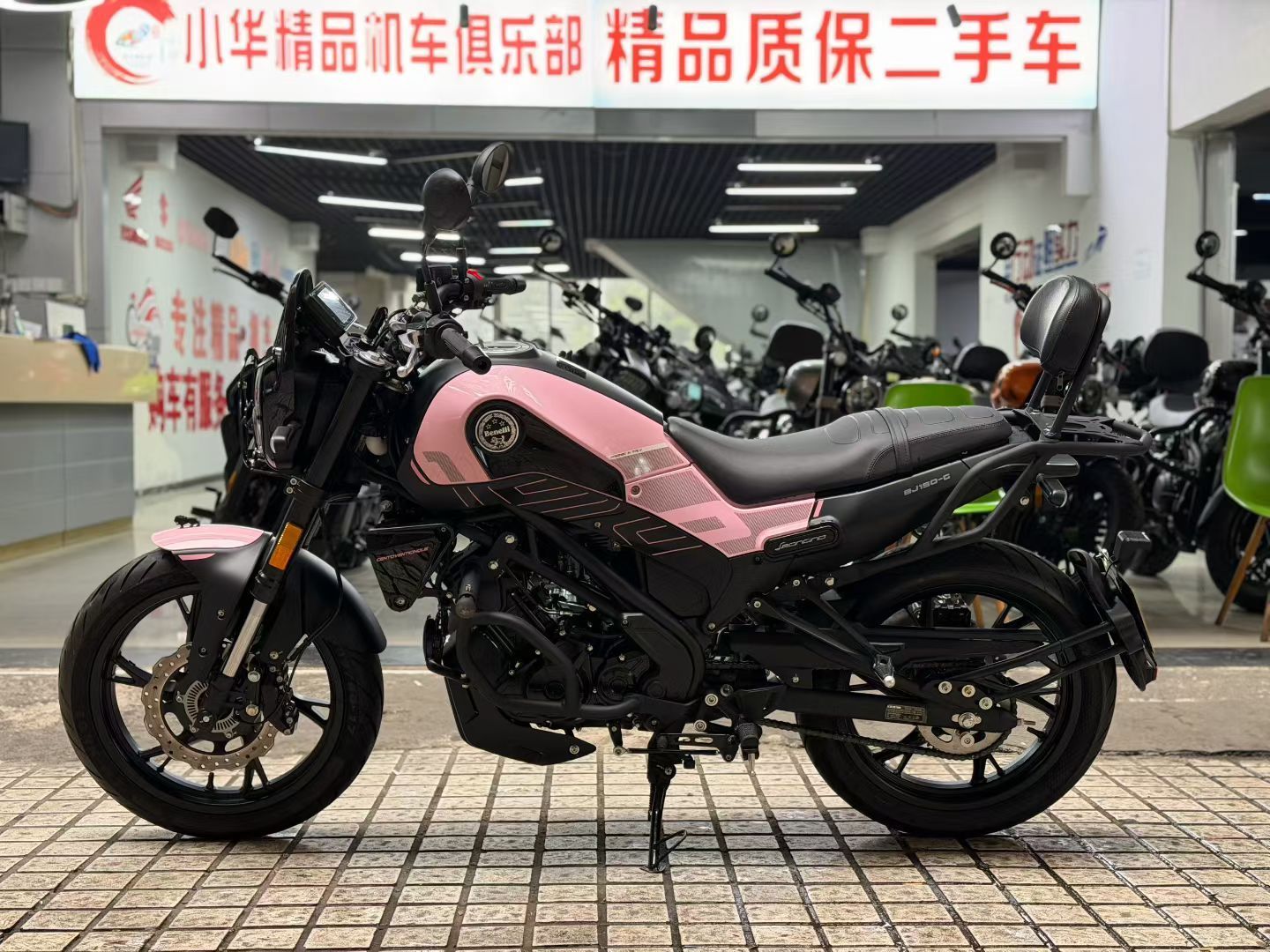 贝纳利 幼狮 Leoncino 150