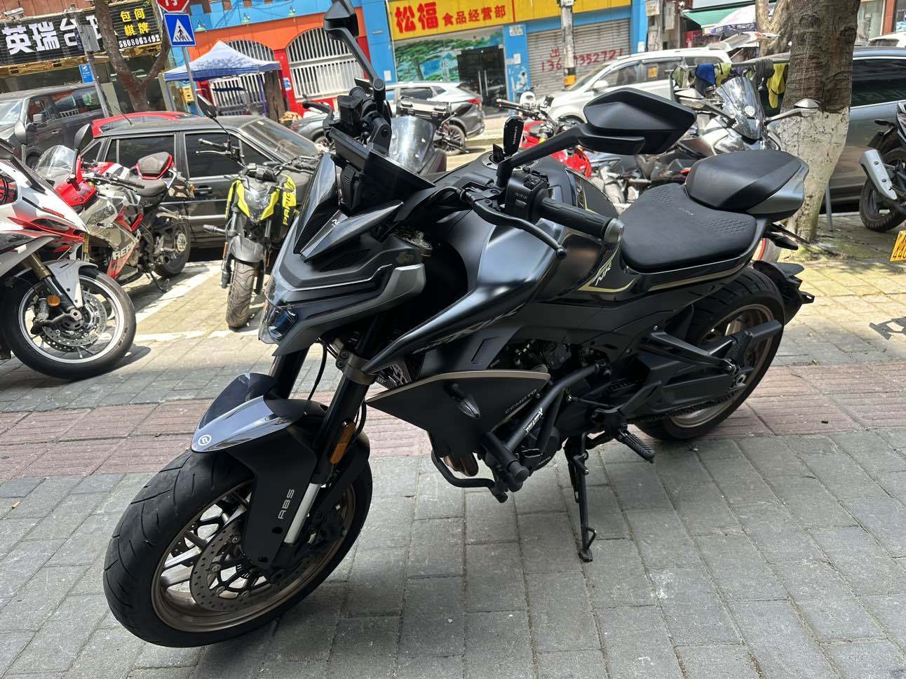 春风 800NK