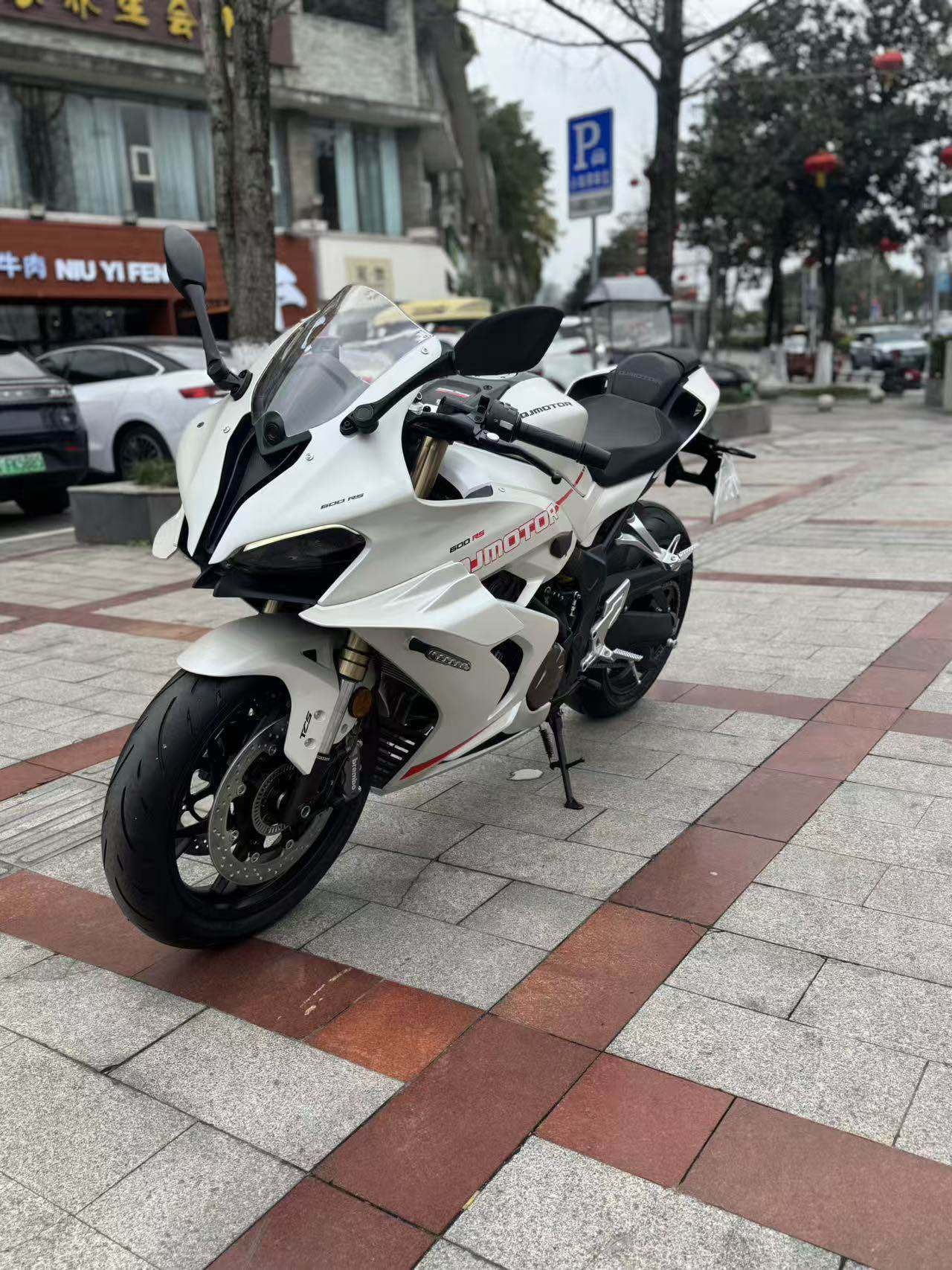 QJMOTOR 赛600