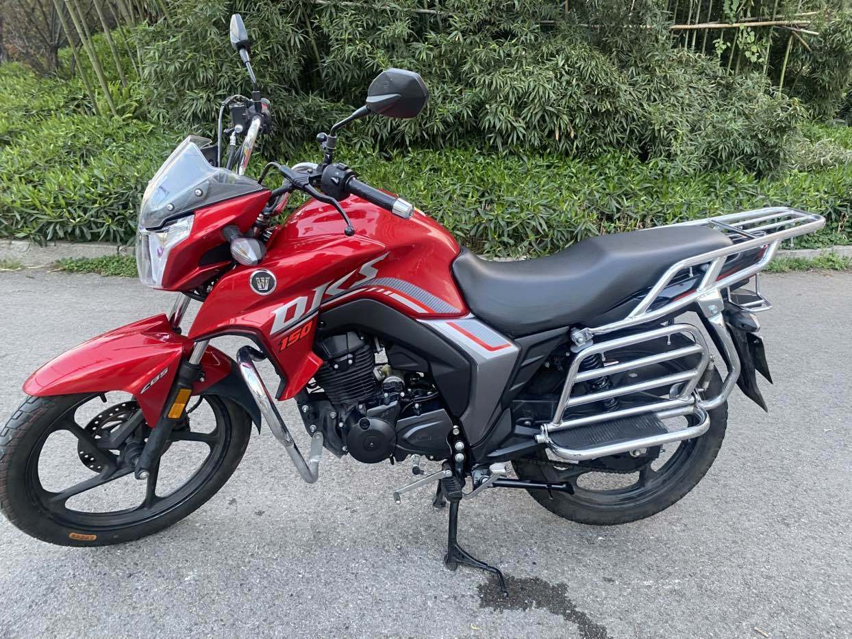 豪爵 DKS150