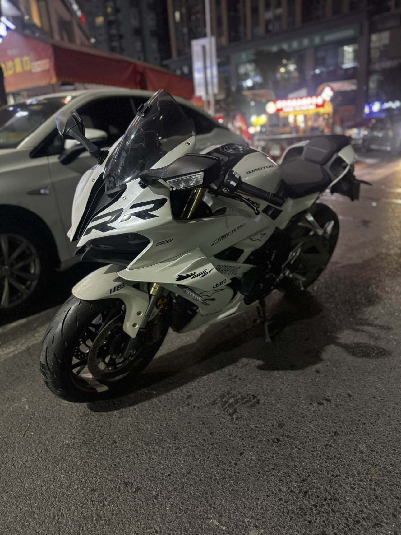 QJMOTOR 赛600