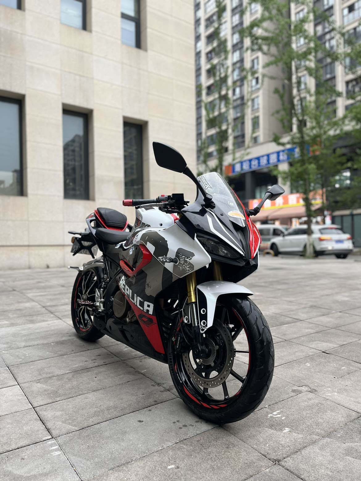 QJMOTOR 赛250