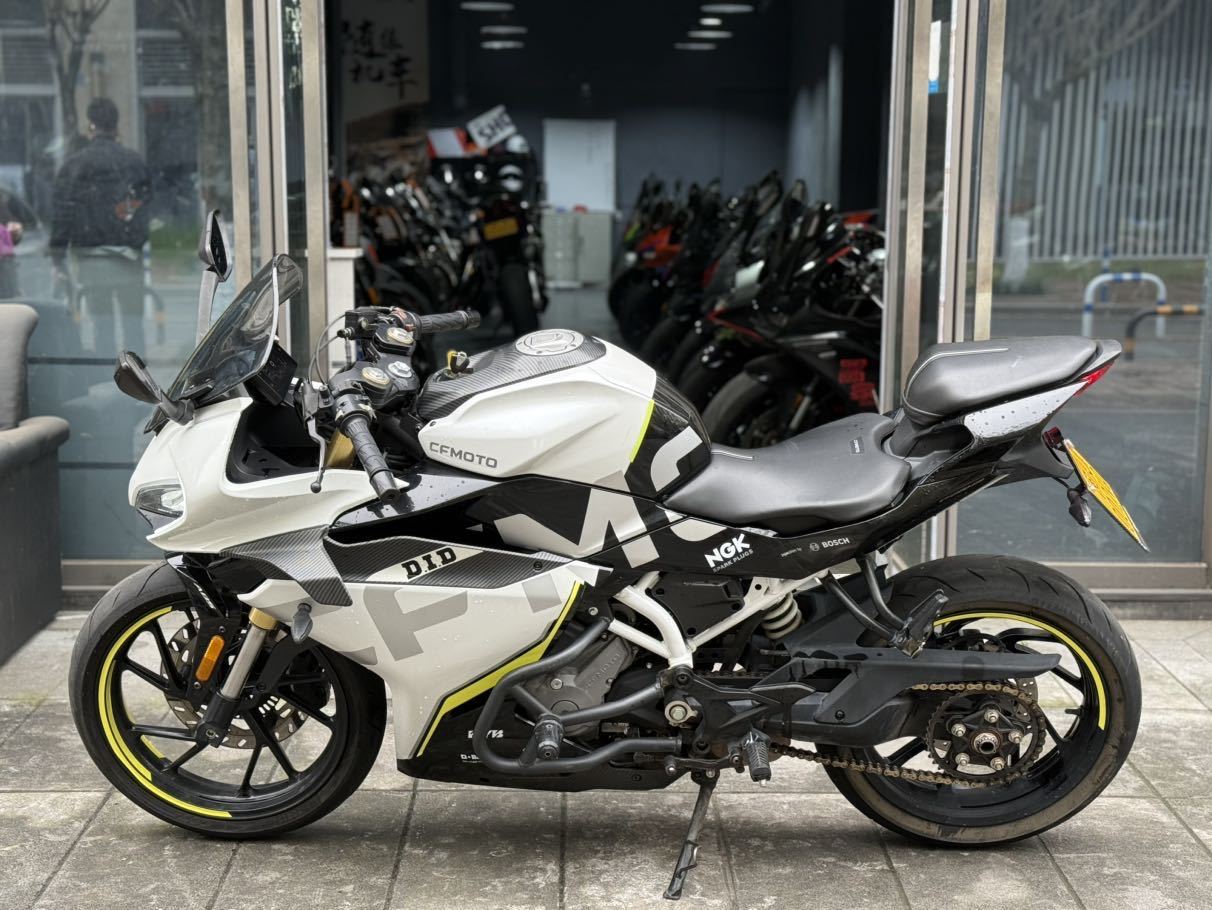 春风 250SR
