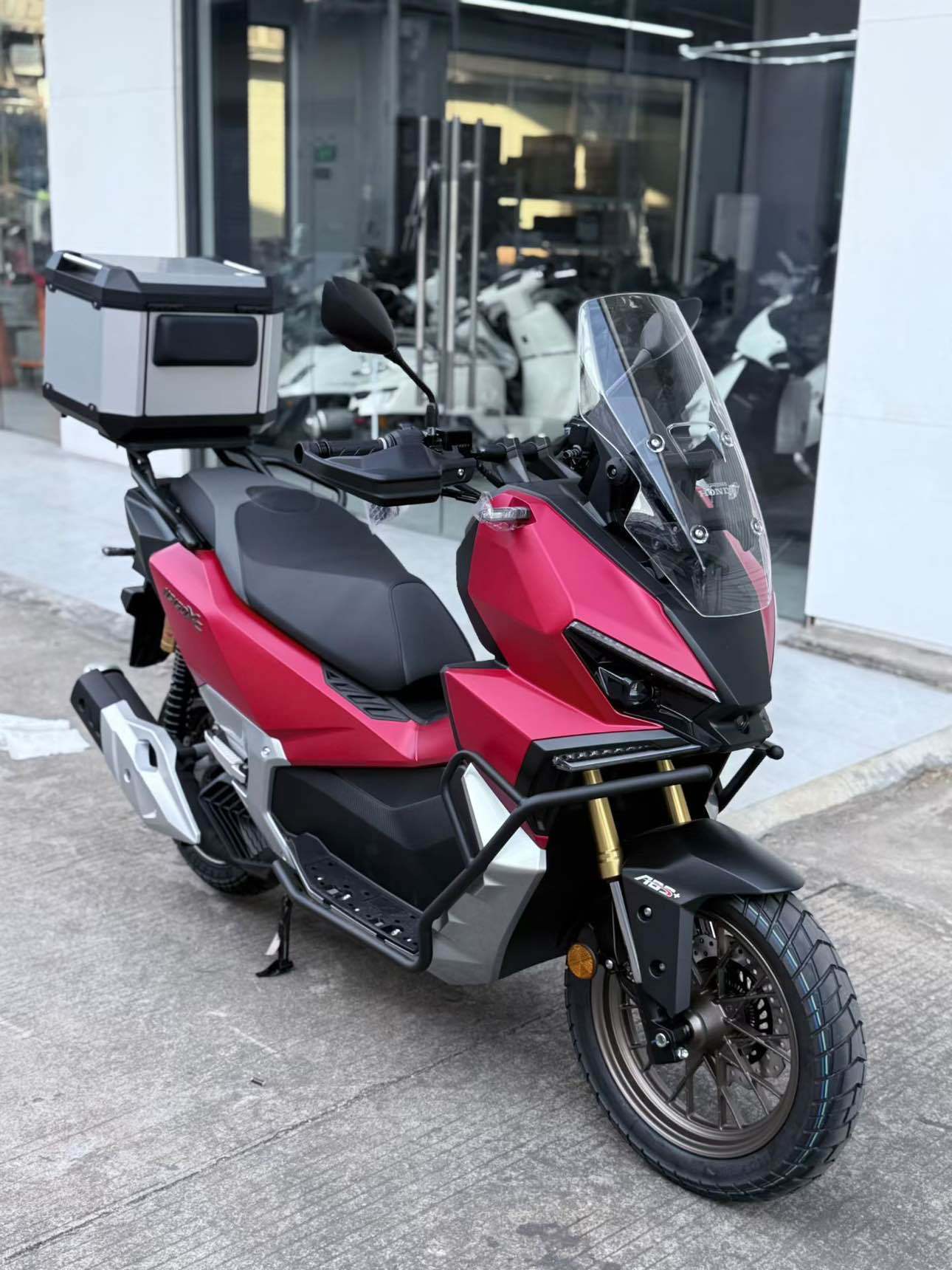 新大洲本田 NS150XC