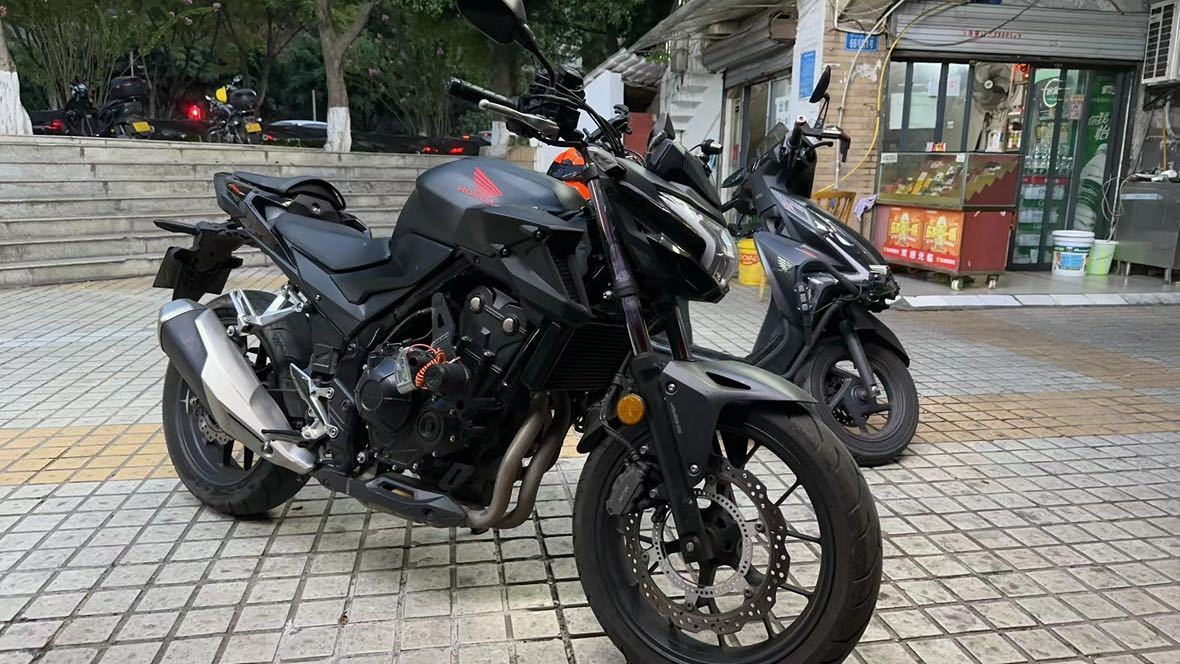 本田WING CB400F