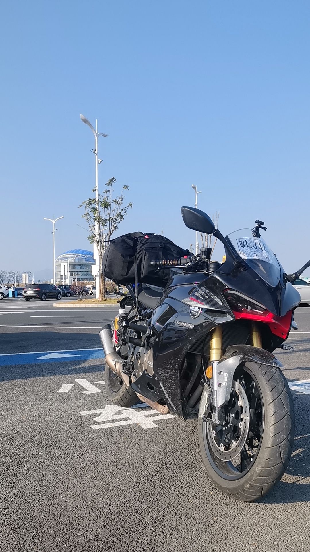 QJMOTOR 赛600