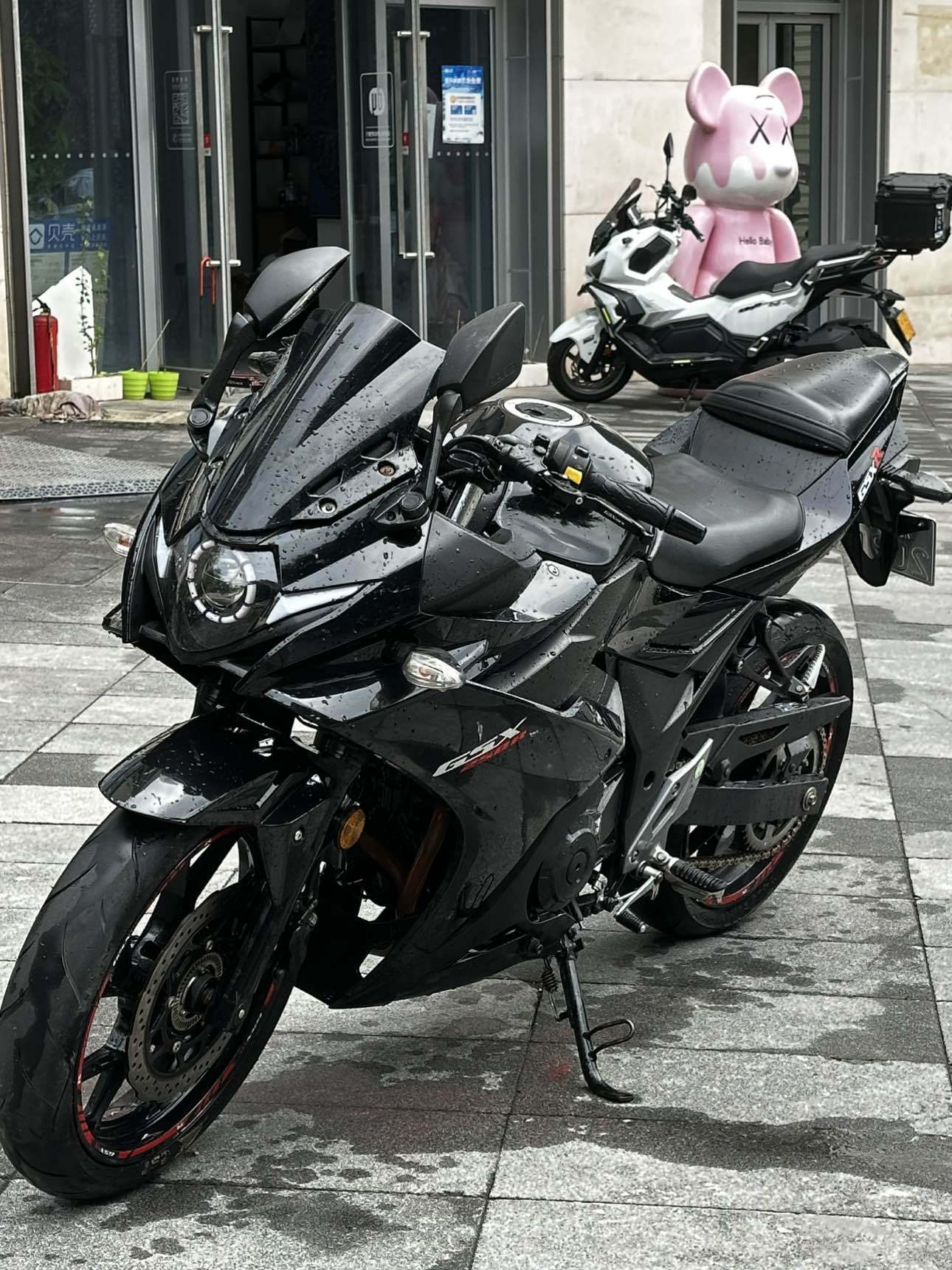 豪爵铃木 GSX250R