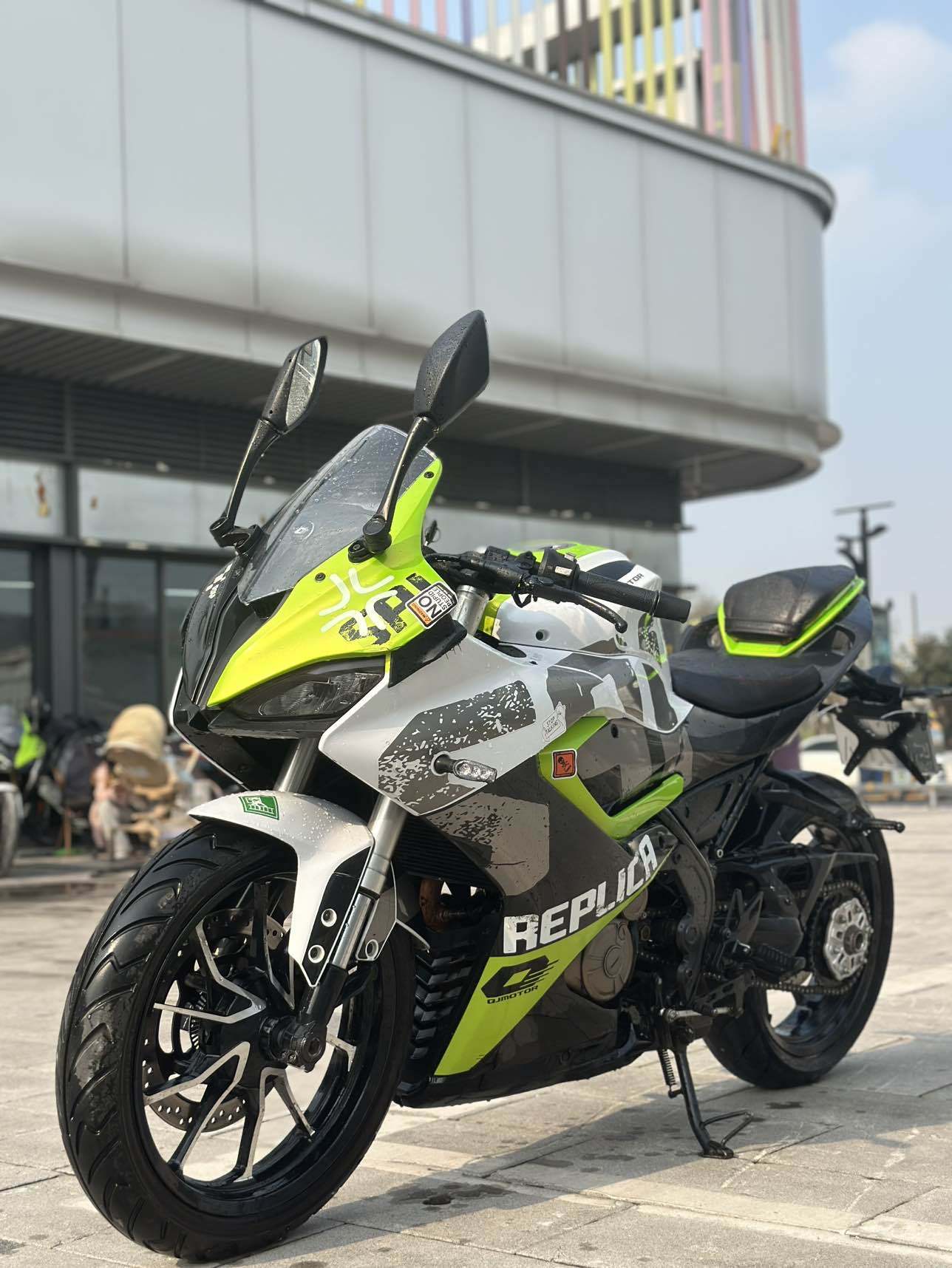 QJMOTOR 赛250