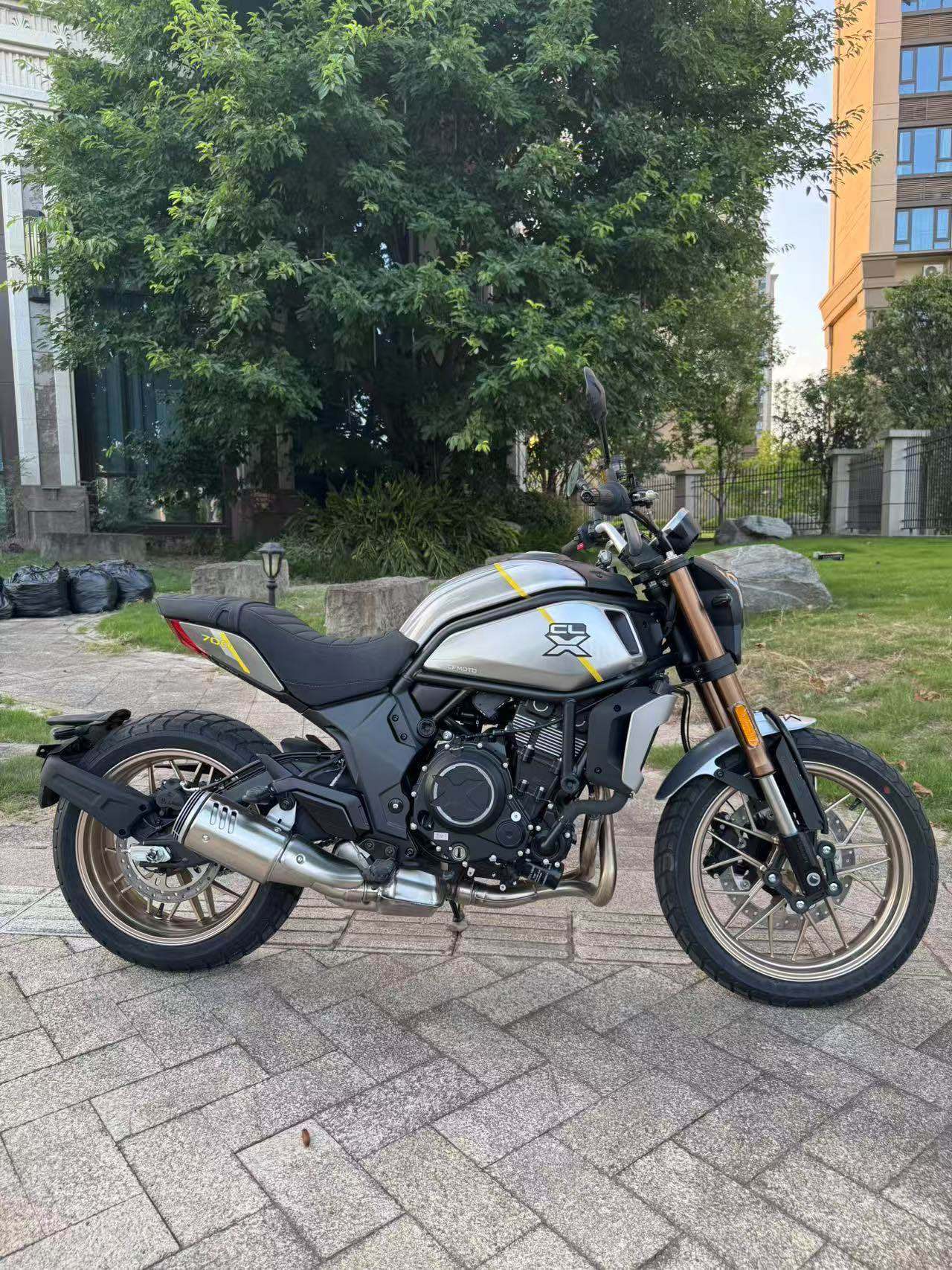 春风 700CL-X