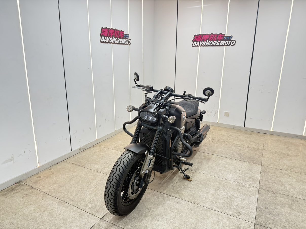 QJMOTOR 闪600