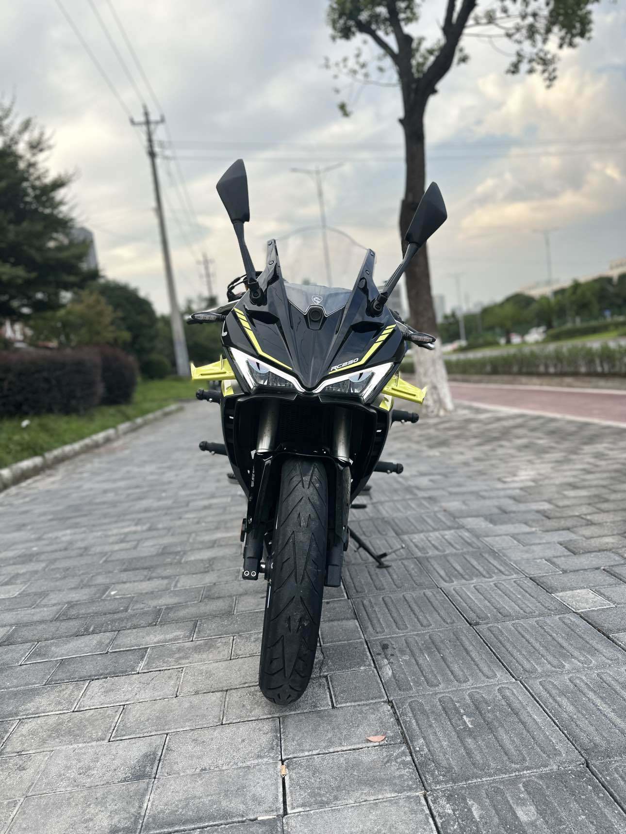赛科龙 RC250