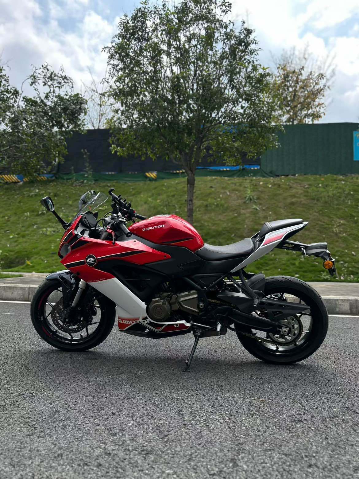 QJMOTOR 赛350