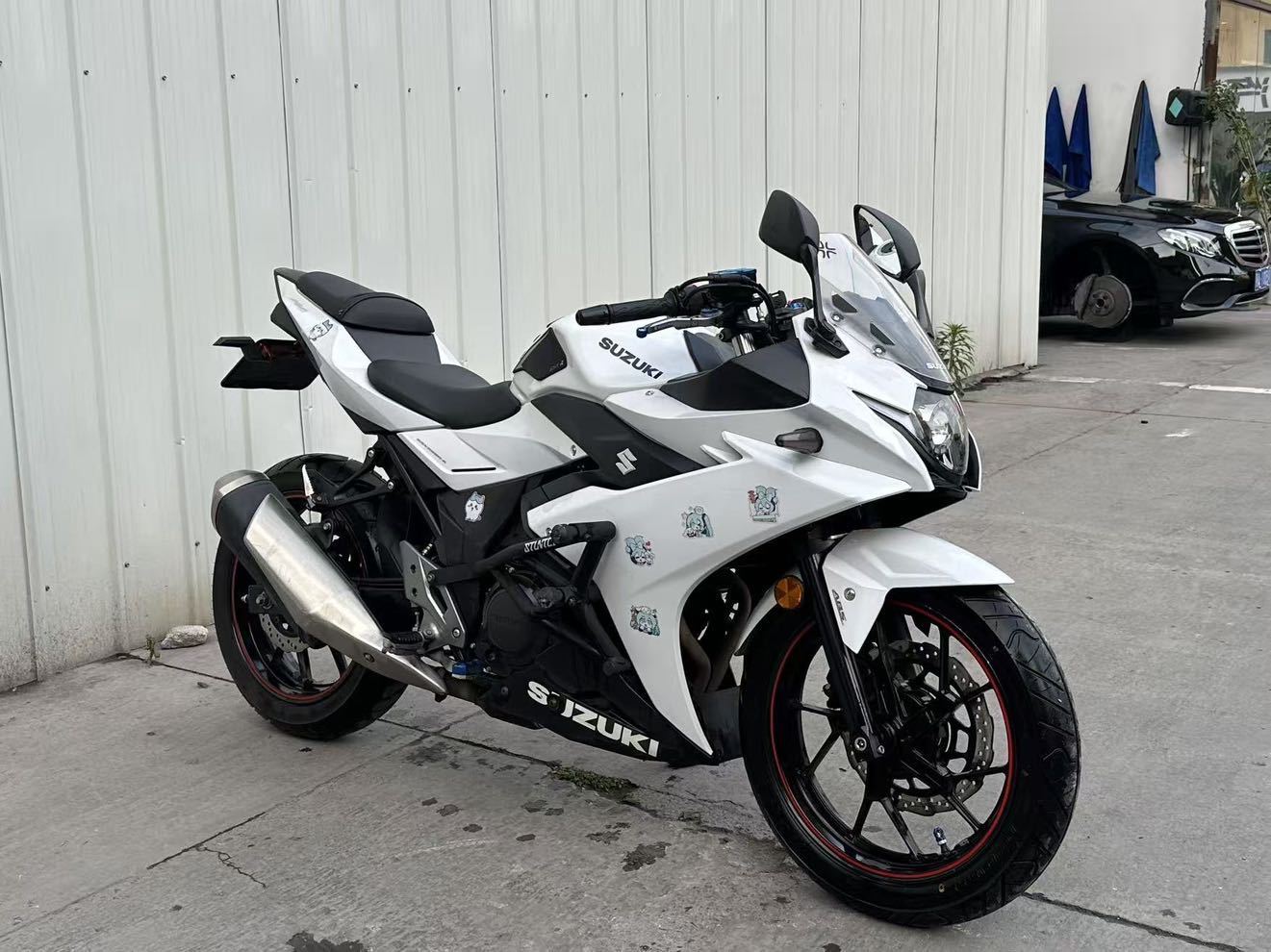 豪爵铃木 GSX250R