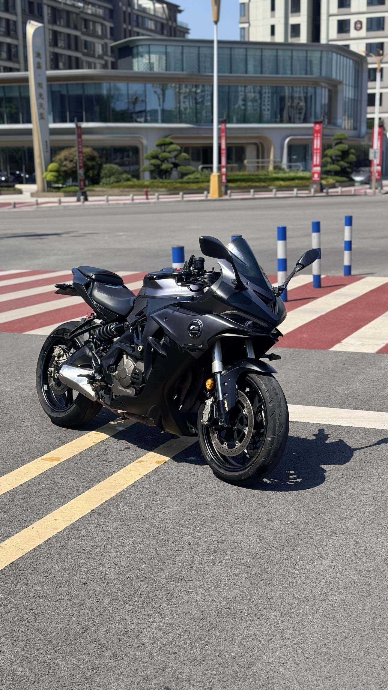 QJMOTOR 赛600