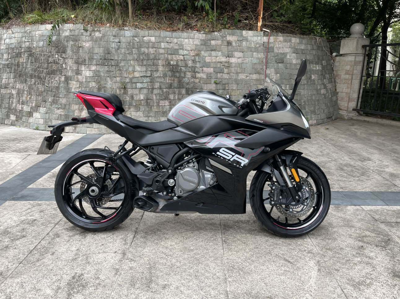 春风 250SR
