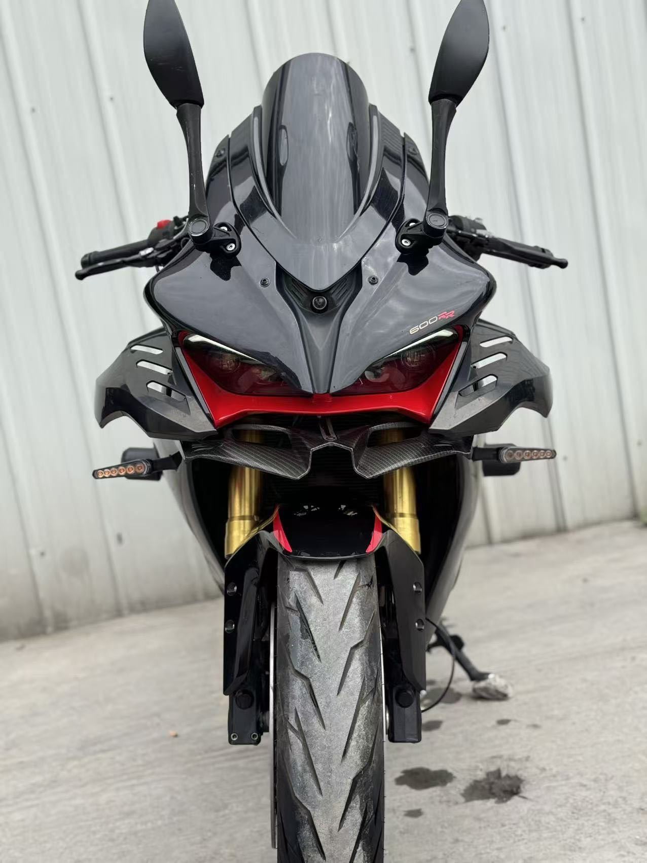 QJMOTOR 赛600