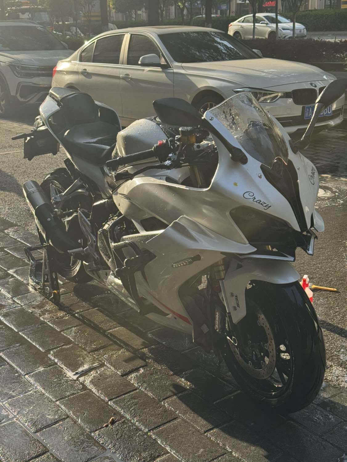 QJMOTOR 赛600