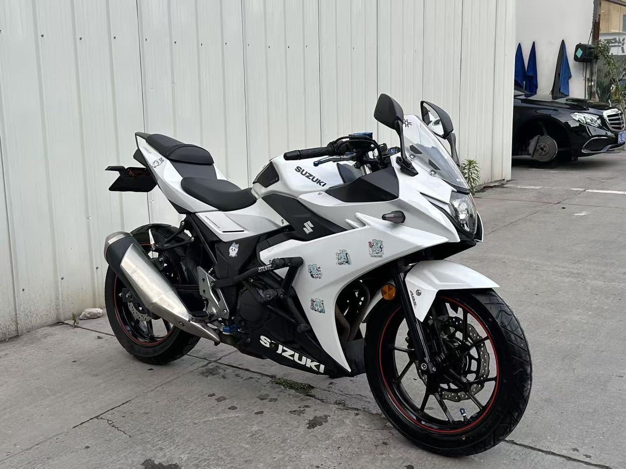 豪爵铃木 GSX250R