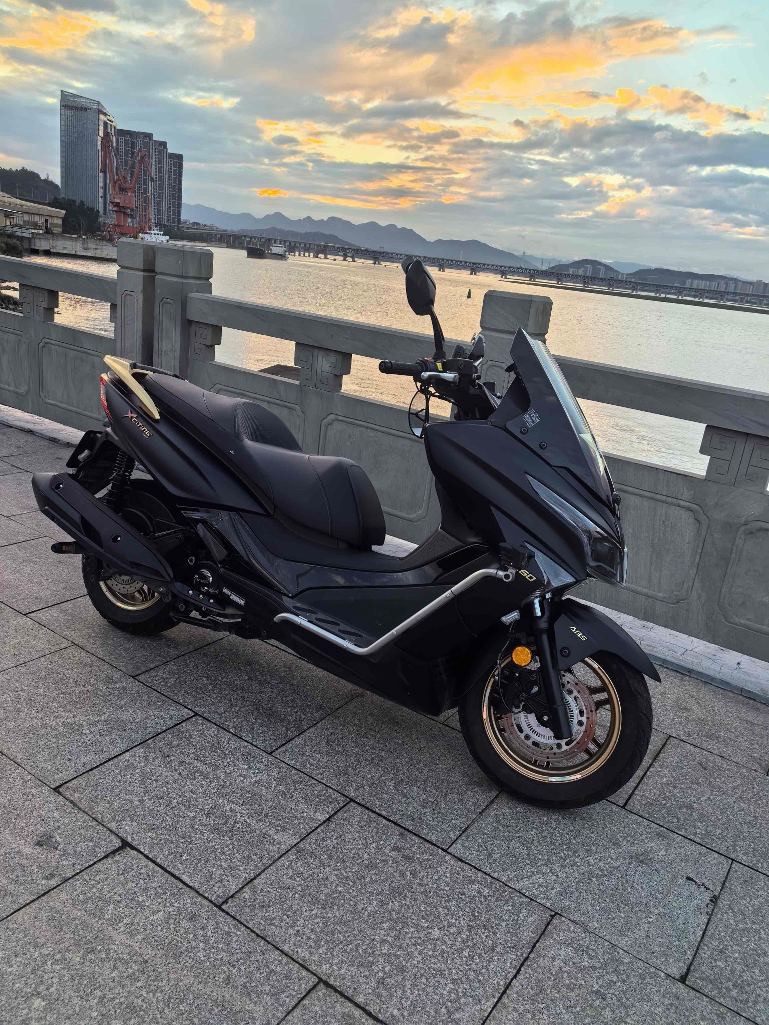 光阳 赛艇 250