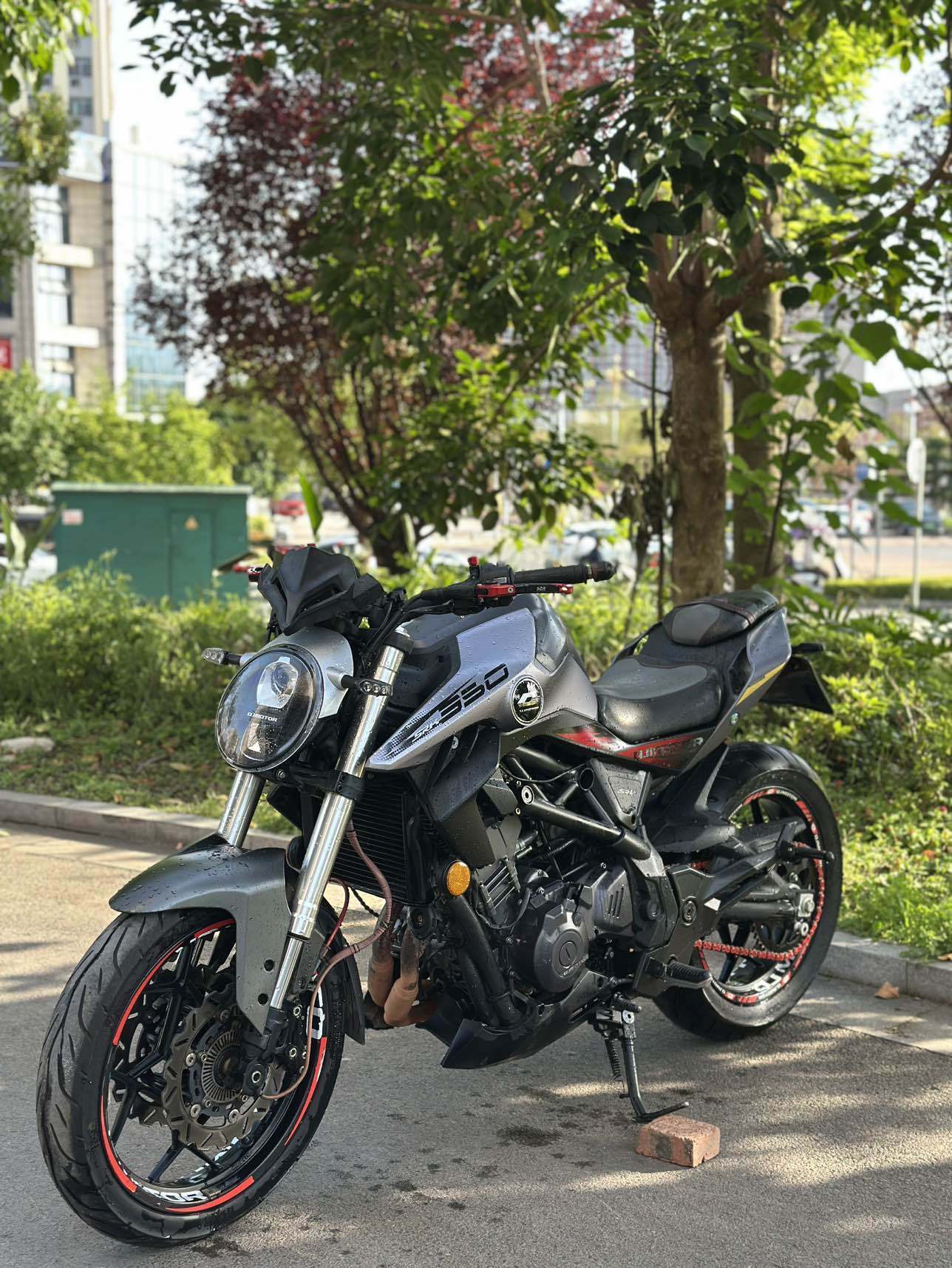 QJMOTOR 追350