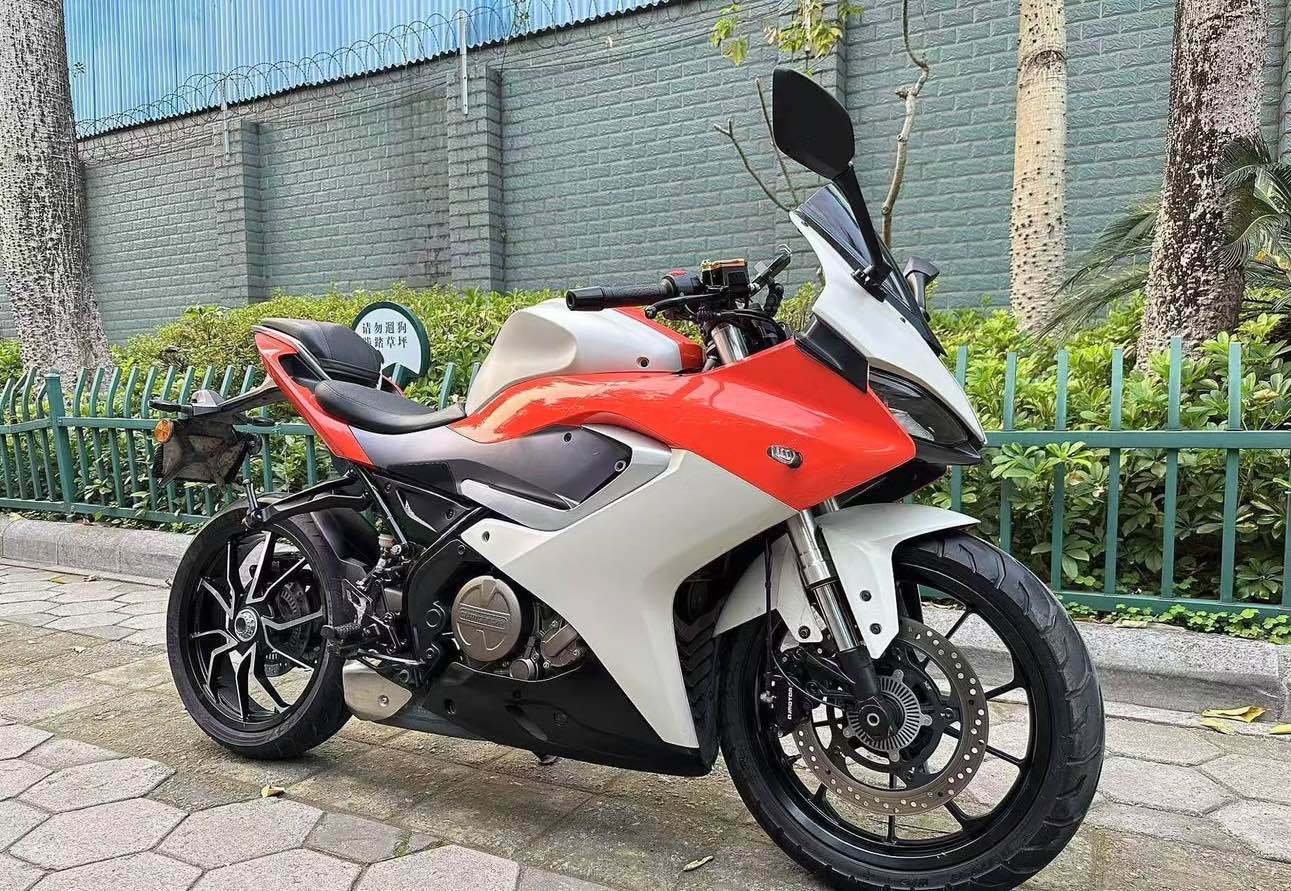 QJMOTOR 赛250