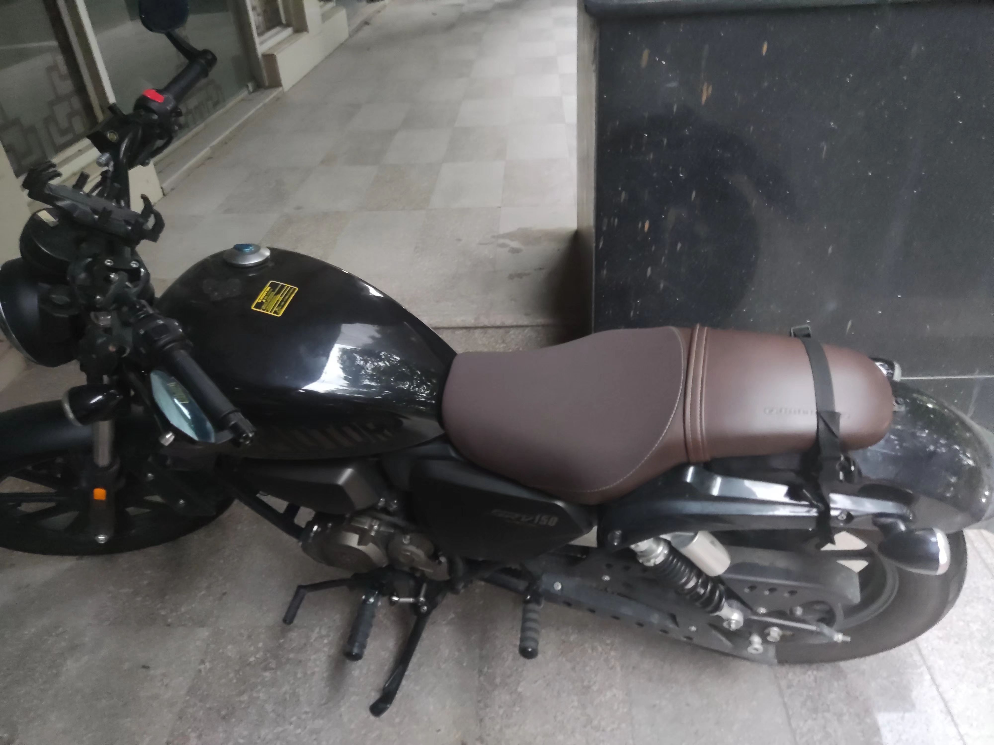 QJMOTOR 闪150