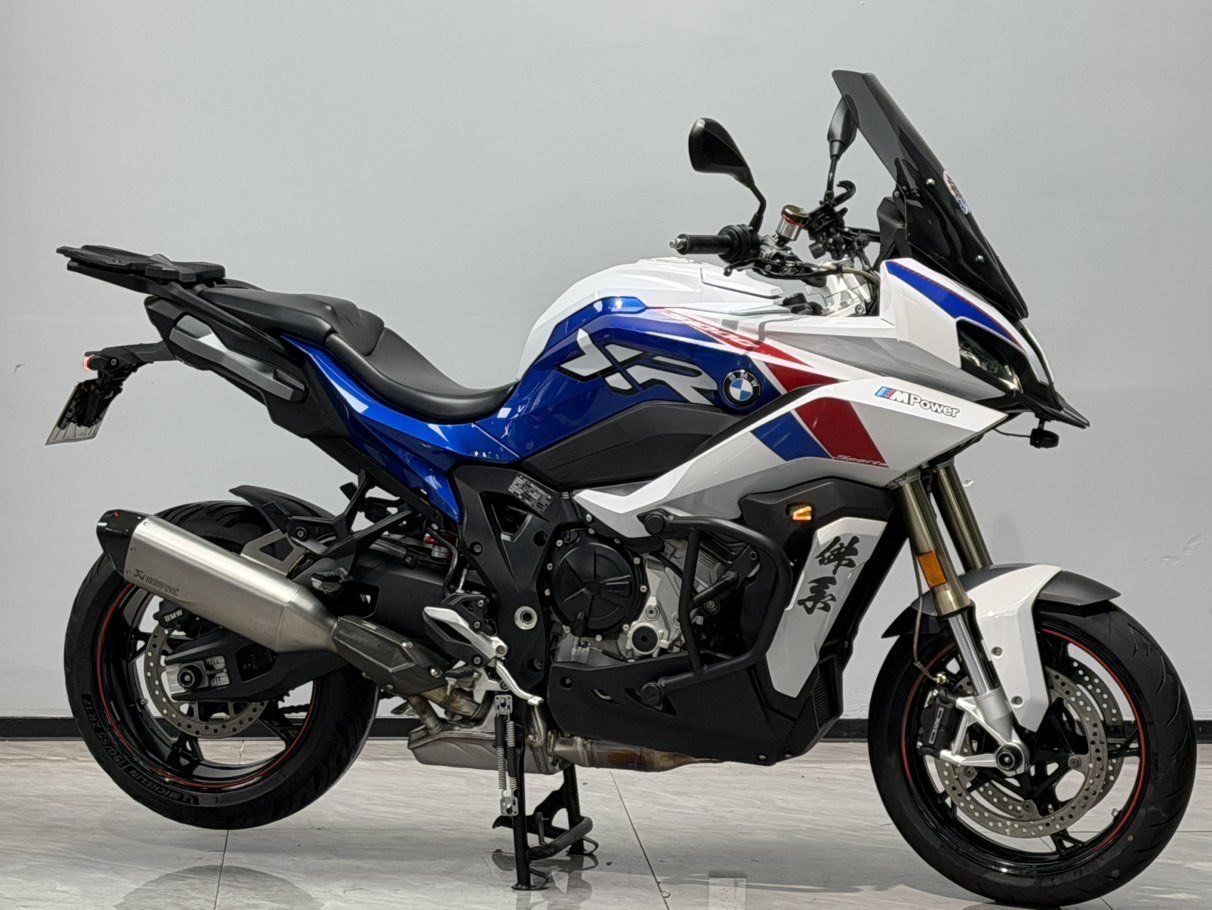 宝马 S 1000 XR