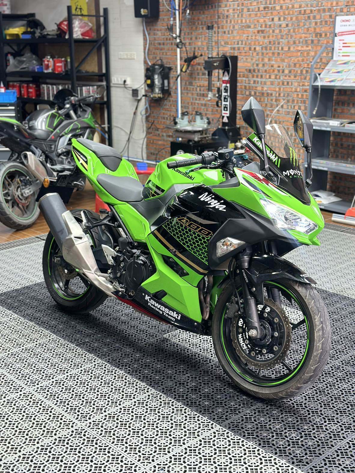 川崎 Ninja 400