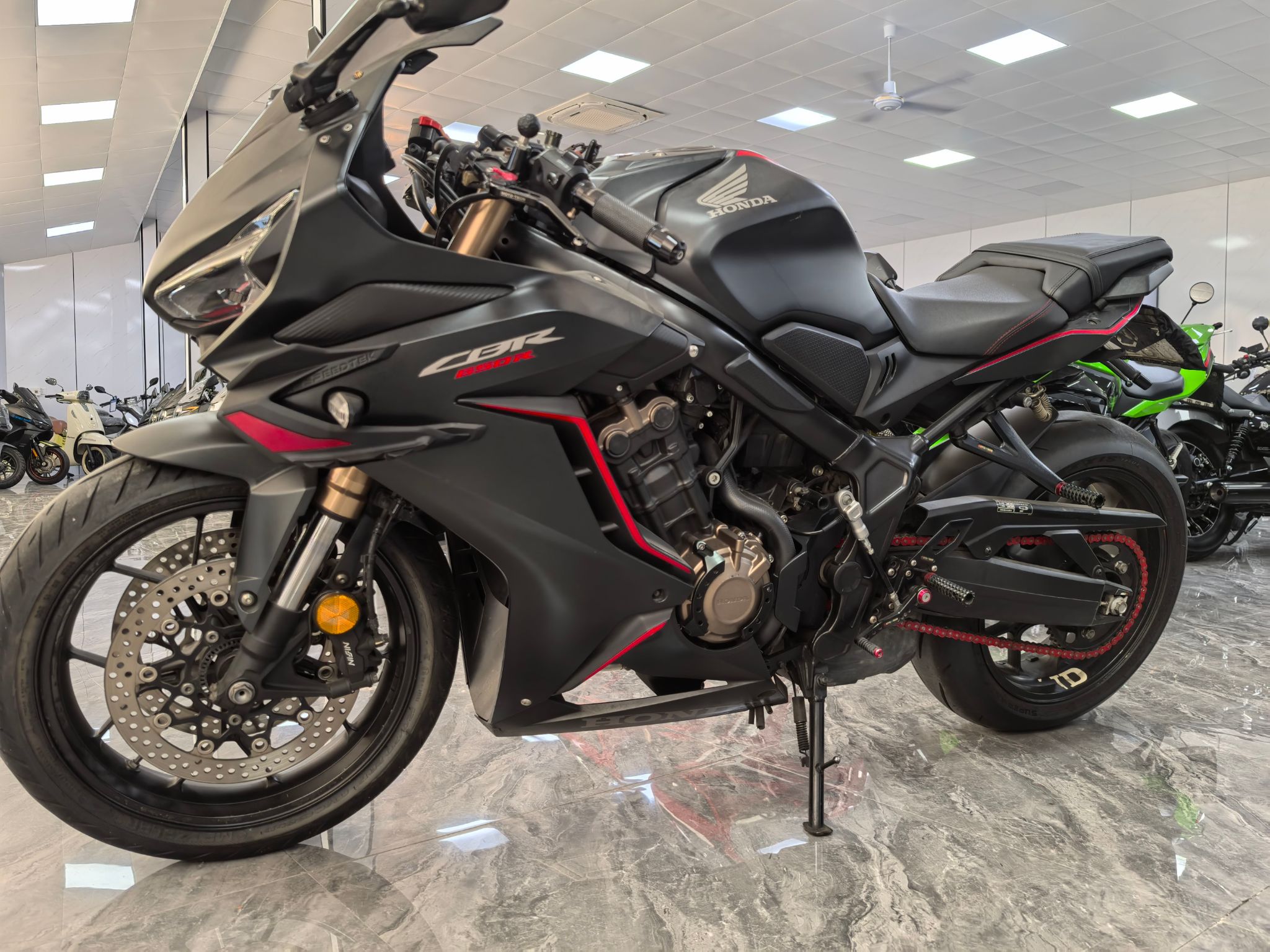 本田DREAMWING CBR650R