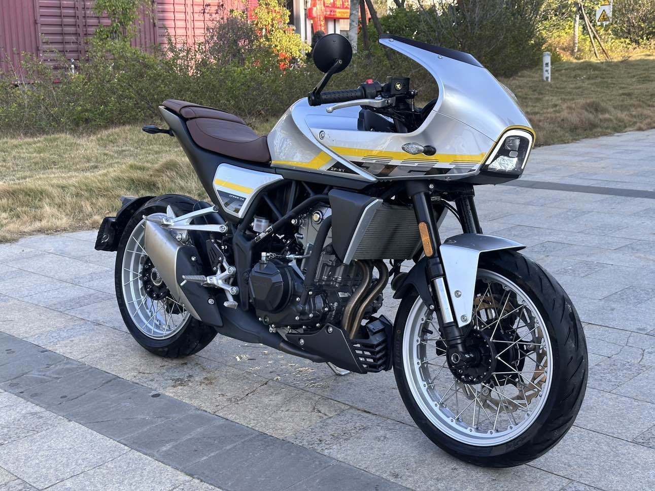 凯越 321F-Cafe