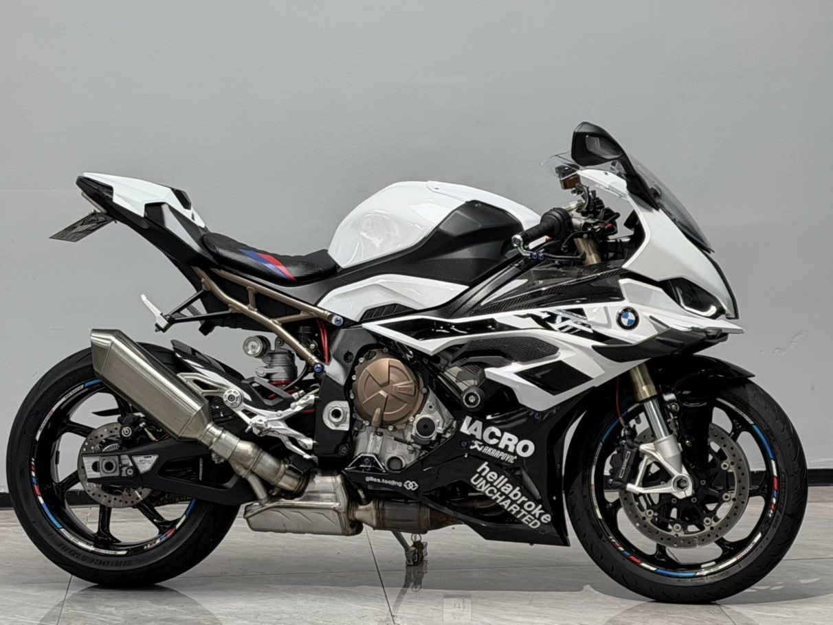 宝马 S 1000 RR
