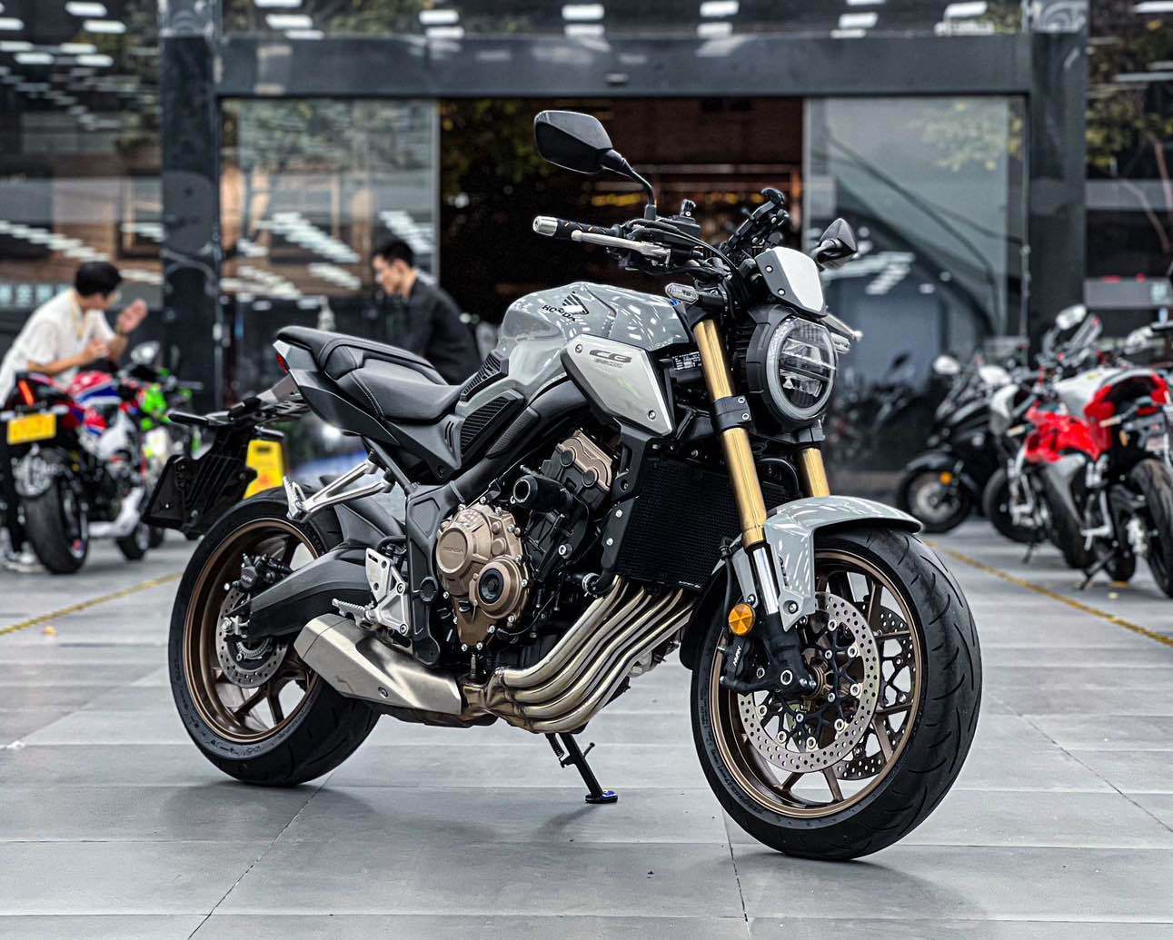 本田DREAMWING CB650R 