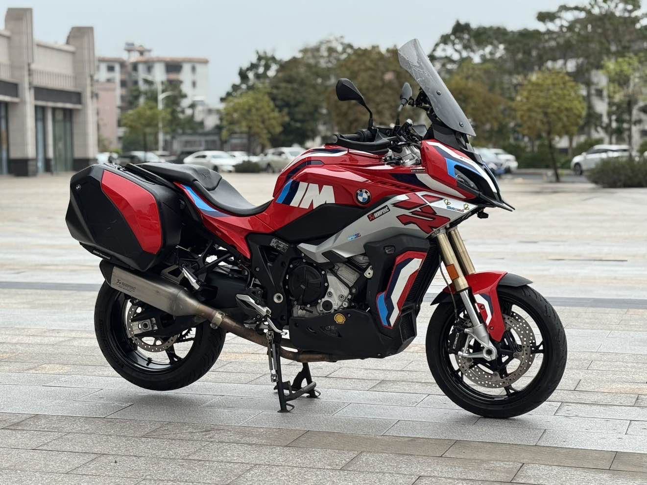 宝马 S 1000 XR