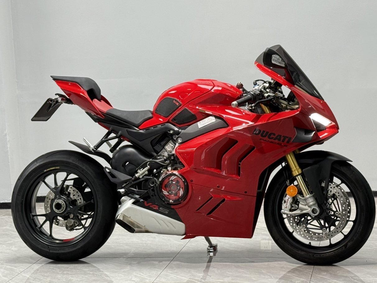 杜卡迪 Panigale V4