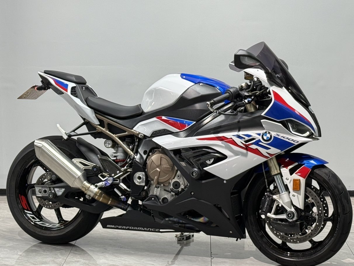宝马 S 1000 RR