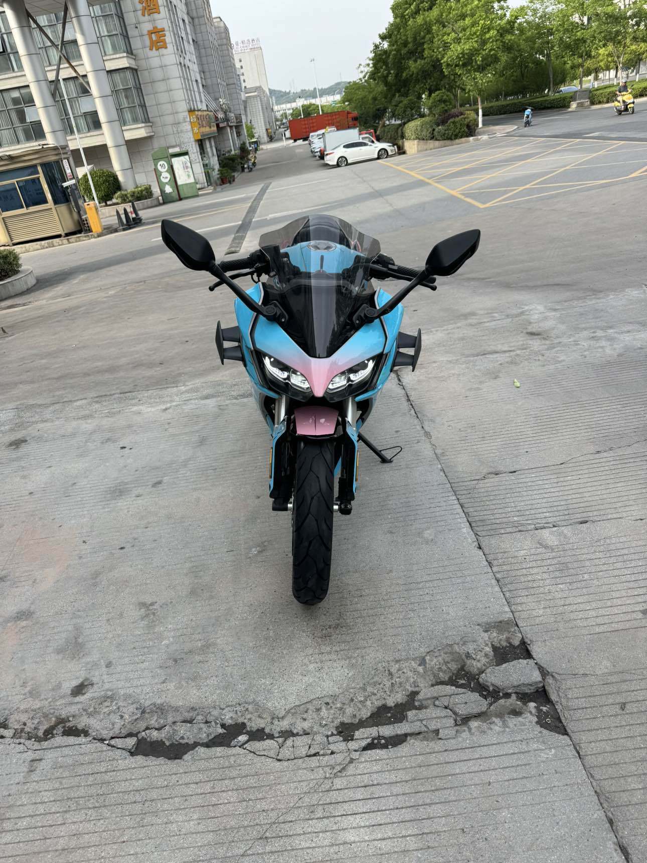 无极 250RR
